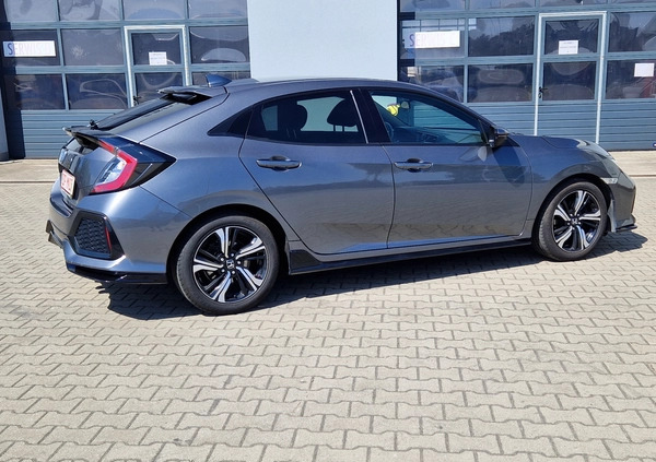 Honda Civic cena 72500 przebieg: 121000, rok produkcji 2017 z Świnoujście małe 379